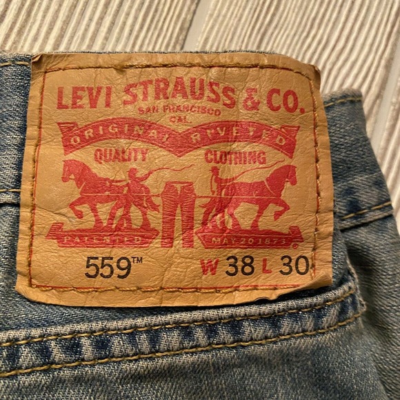 Levis 559 Relaxed Straight Jeans 38x30 Light Wash - Picture 10 of 10